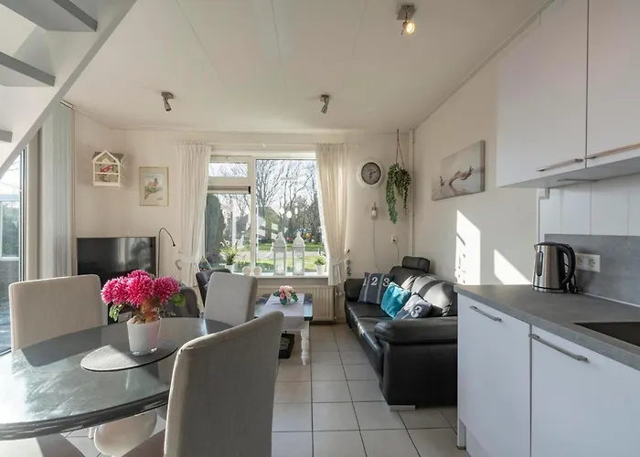 Groote Keeten Near 펜션